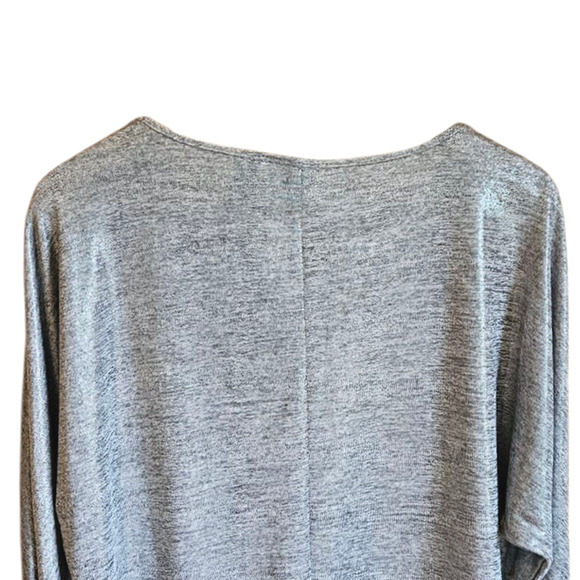 Chico's Travelers Stretchy Blouse Shiny Silver 3/4 Sleeve Women's 1 ( Medium ) - Picture 8 of 8